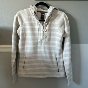 The North Face Stripe Pullover #472
